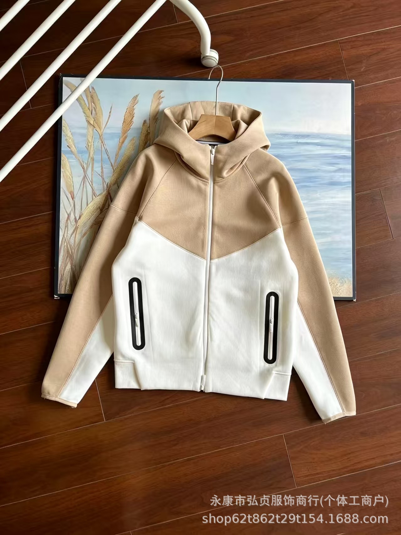 Jacket. light khaki / M
