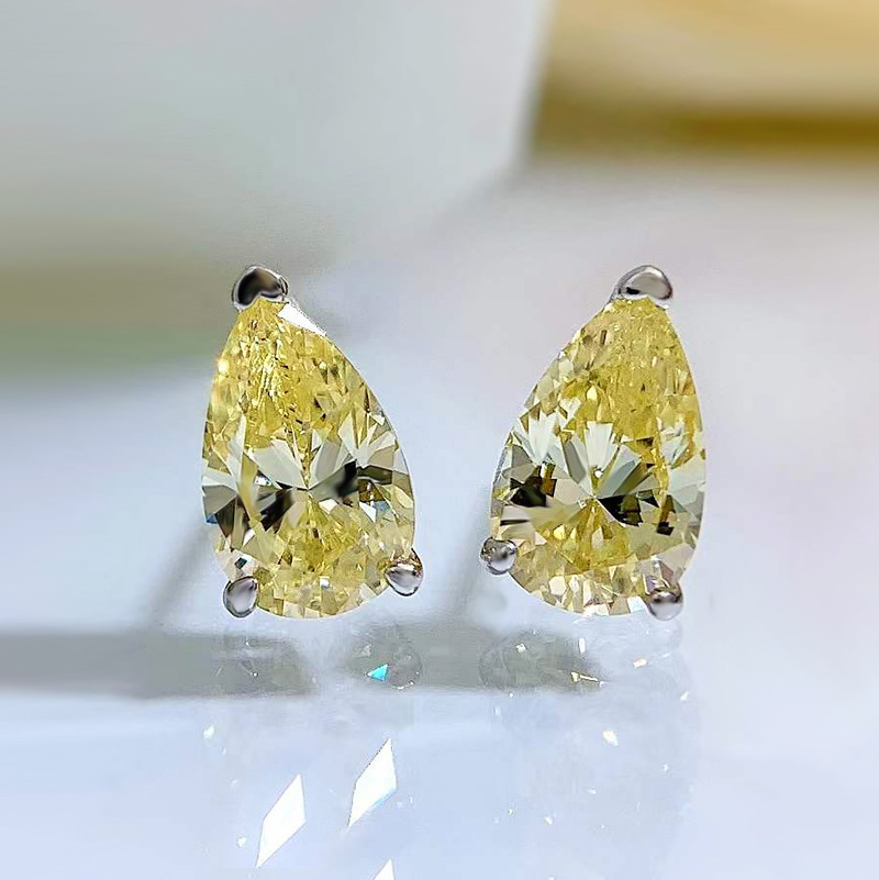 1 Pair Quantity 1 Pair 925 Sterling Silver Artificial Diamond Water Droplets Ear Studs