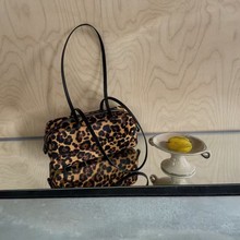 2025ﶬ¿OyRëṫİμ籣gŮ