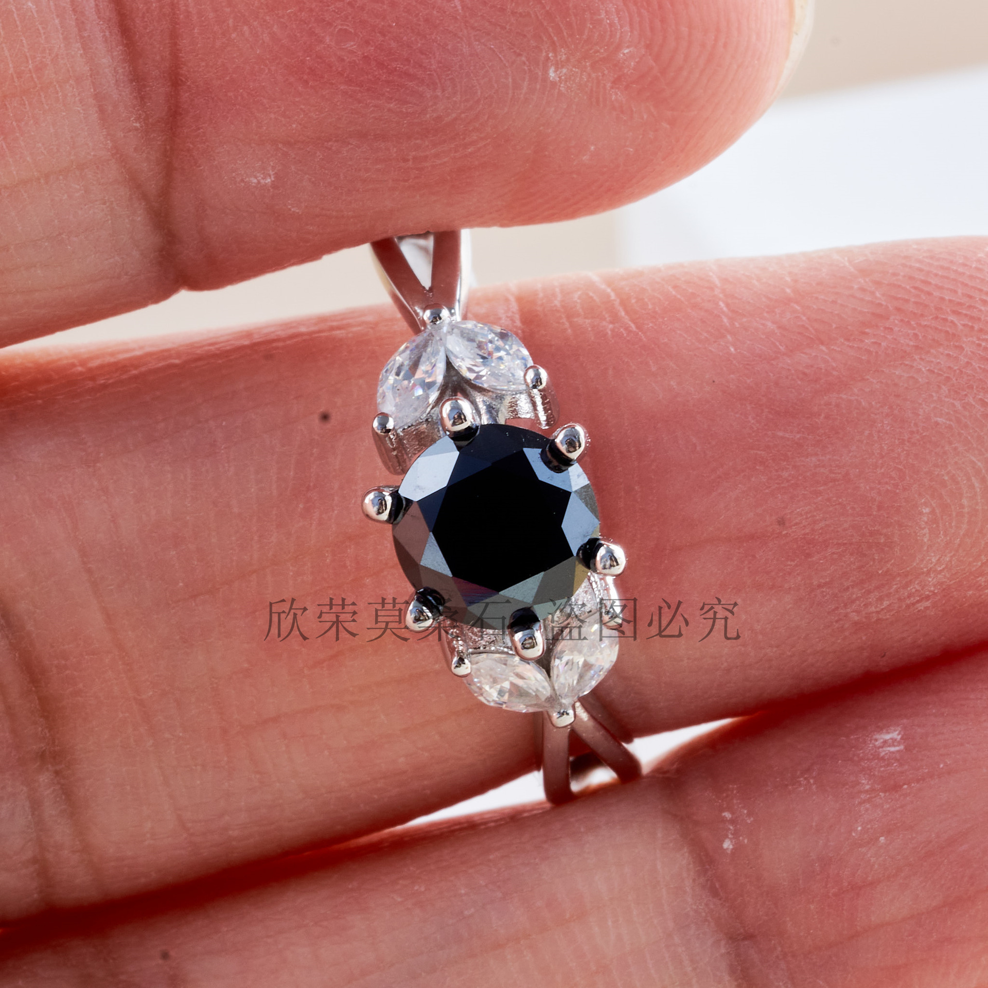 Nuevo anillo de plata esterlina 925 mujer platino platino anillo de bodas flor caliente 1 quilate anillo de diamante de mosaico