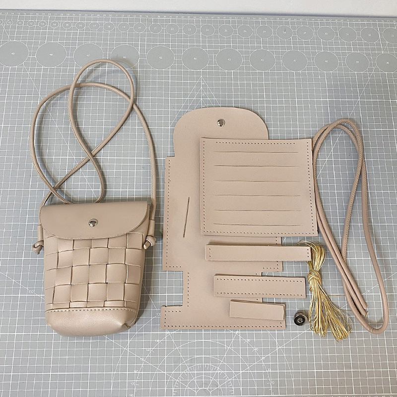 카키색 소재 패키지(직접 바느질)