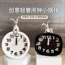 桌面钟表摆件台式闹钟摆放式时钟创意高颜值网红卧室静音走针陵星