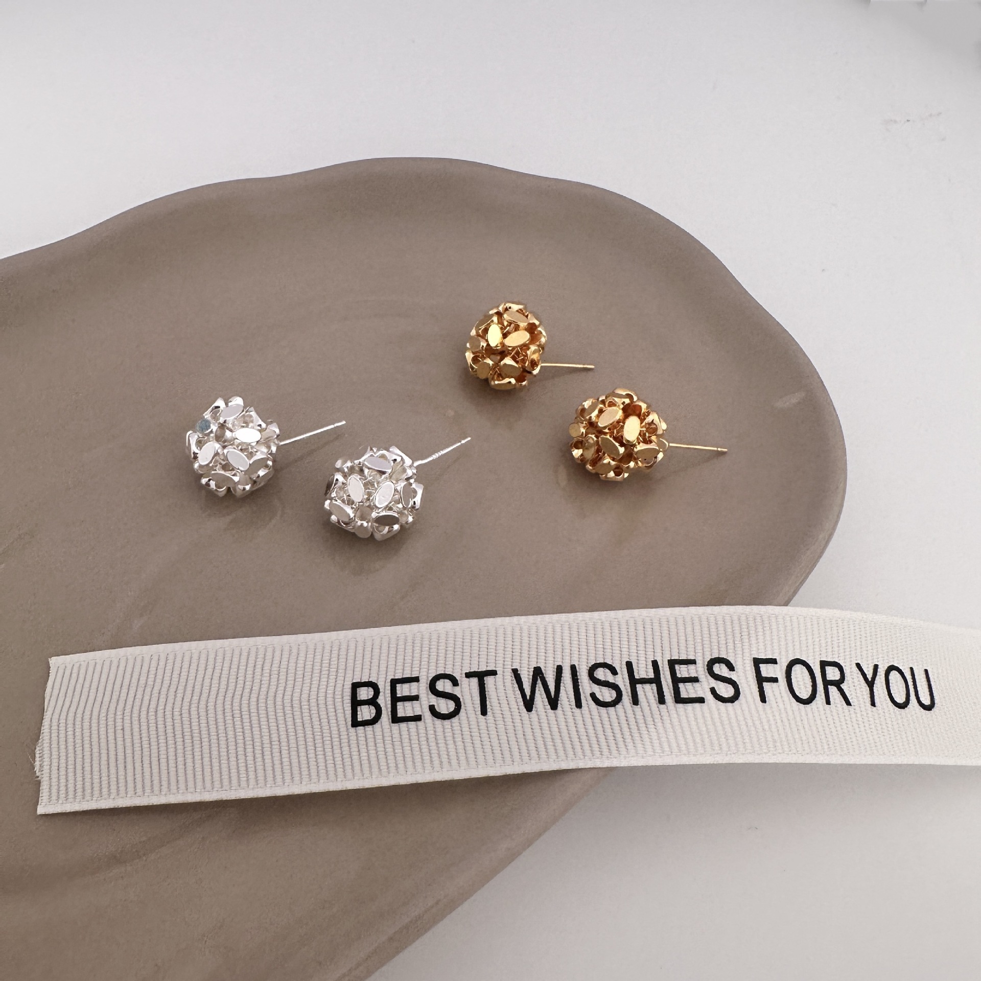 小众ins编织花球碎银球耳钉简约日常通勤镂空圆形耳饰不规则耳钉