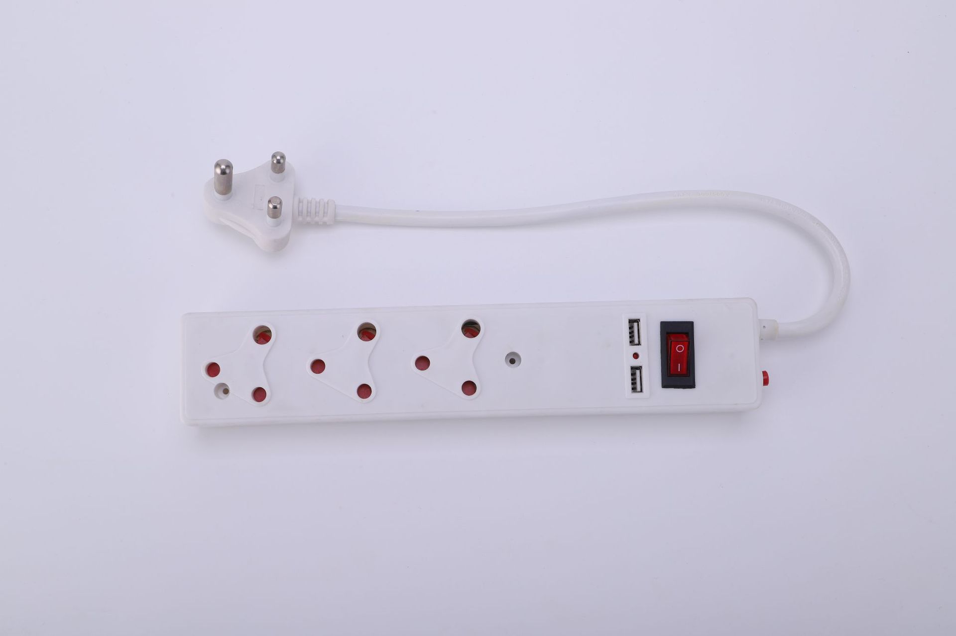 厂家供应3孔 5孔南非插板 USB多位插座多种颜色质量保障