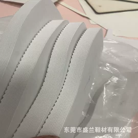 鞋辅件;针刺无纺布;中底
