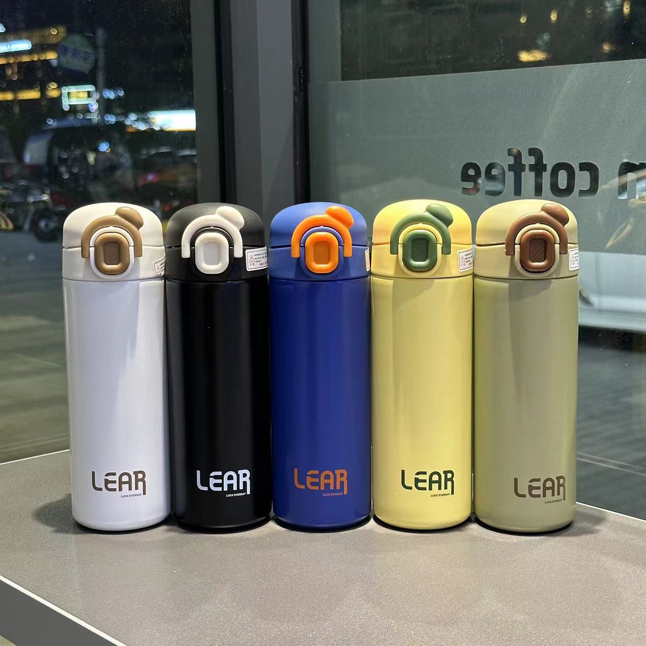 Nuevo simple 304 taza de rebote de acero inoxidable de alta capacidad con cierre simple taza de agua de cuerda de estudiantes