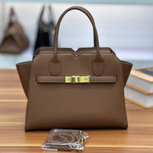 �߼����p�ݰ���Ůʿ2026�¿�r���K���������������ͨ�ڳ������