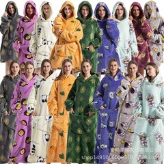 新しい毛布を厚くして帽子をかぶってジャージの大きいサイズの保温カバーを着ることができます。