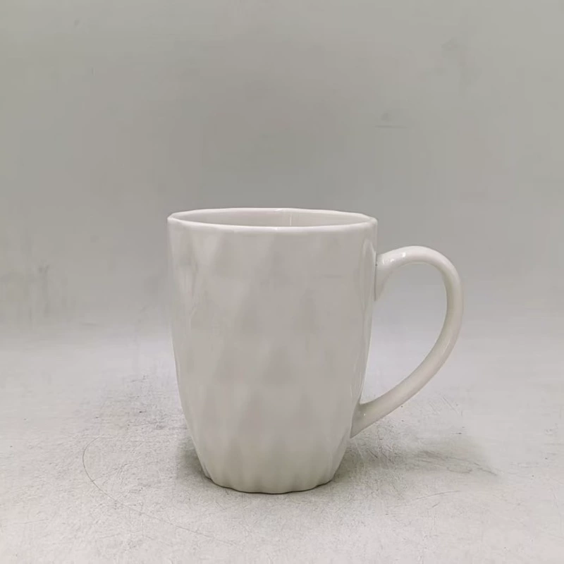 Чистая белая керамическая чашка с простой рельефной надписью mug кофе большая вместимость молочная чашка для питья воды офис