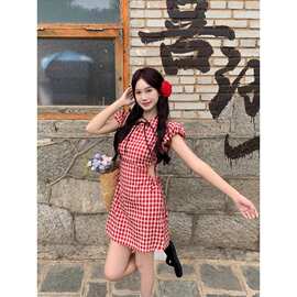 辣妹红色格子泡泡袖连衣裙女夏季小个子镂空露腰修身收腰包臀短裙