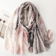 跨境外贸出口围巾薄款缎纹烫金撒金鸢尾花丝巾旅行保暖披肩头巾女