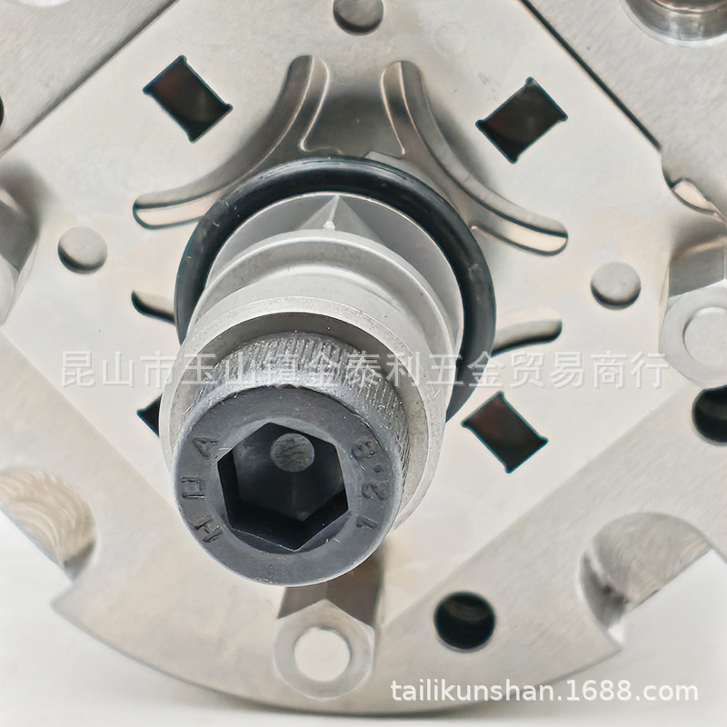 ����С�ͼо߶�λ����cnc��е�ӹ������о�EROWA�ŵ�о�