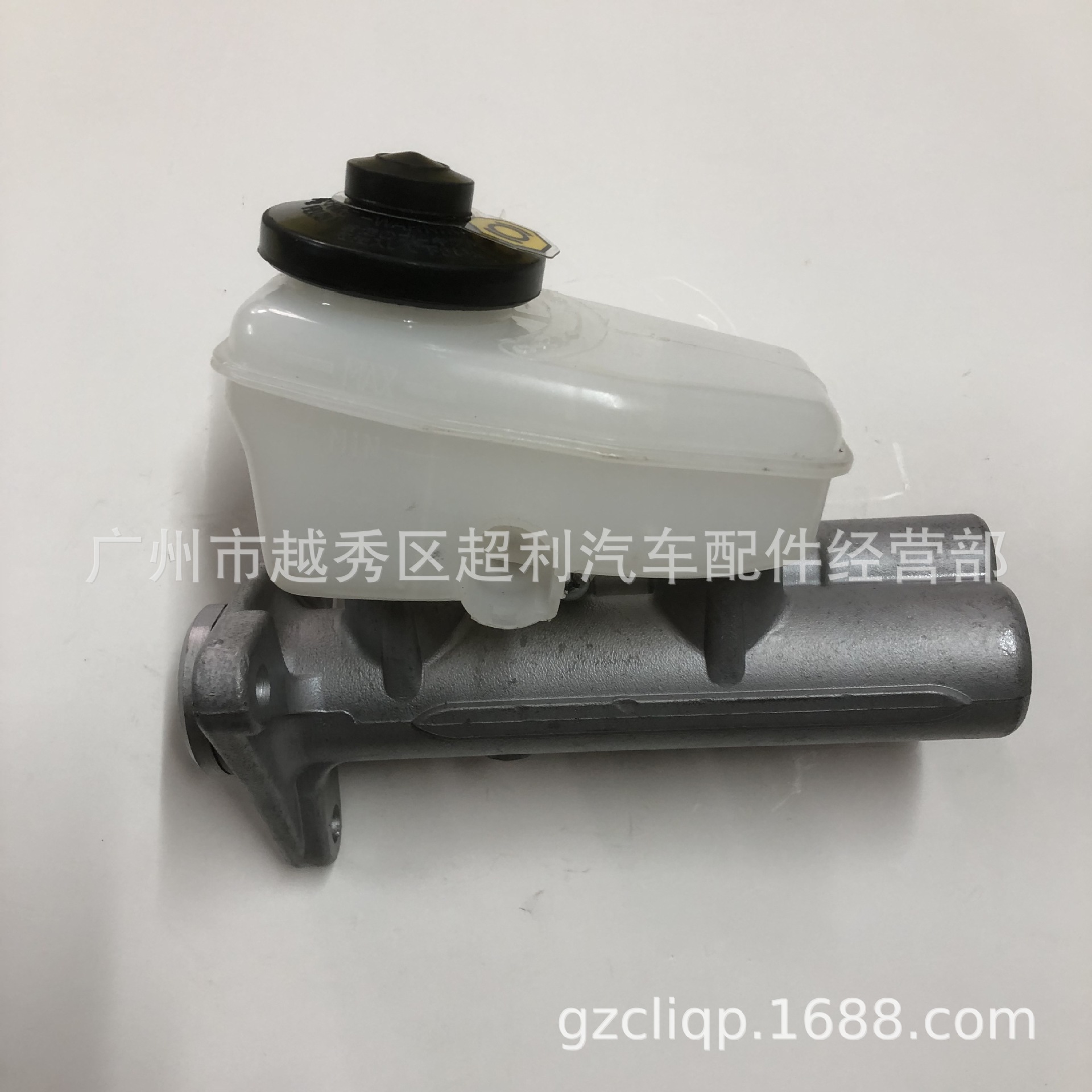 Applicable to 47201-30440 JZS133 JZS147 JZS149 JZS1554WD brake master cylinder