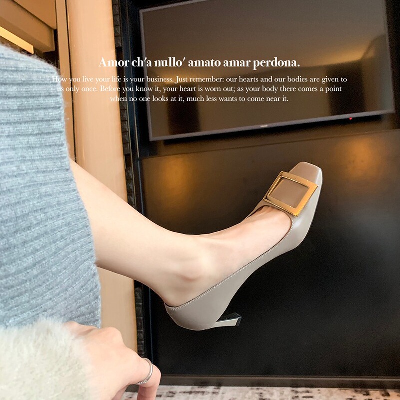 Grape Mom French-Style Elegant Evening Square Buckle Stiletto Square-Toe Shallow Commuter Shoes for Women, Autumn and Winter Elegant Commuting Shoes