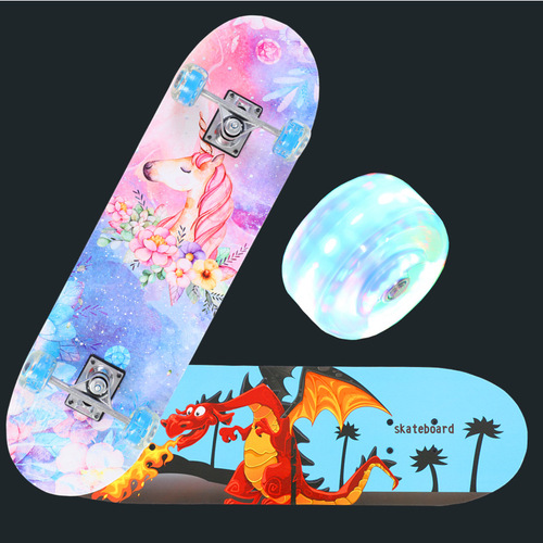 Wholesale Manufacturer Beginner Four-Wheeled Maple 2808 Youth Double Kick Skateboard Children PVC Glitter Wheels Skateboard