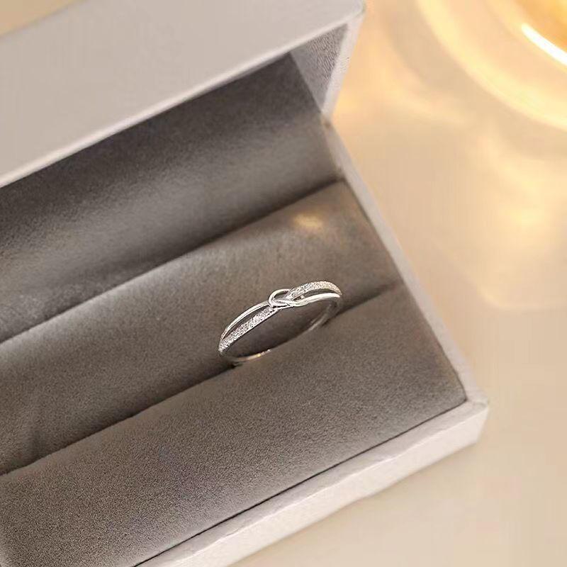 Silver Starry Ring for Women, Light Luxury Niche Design, Open Plain Band, Fashionable and Unique, Adjustable Friendship Ring
