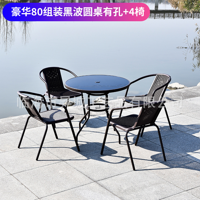 구멍이 있는 고급스러운 80조립 블랙 웨이브 원형 테이블 + 의자 4개