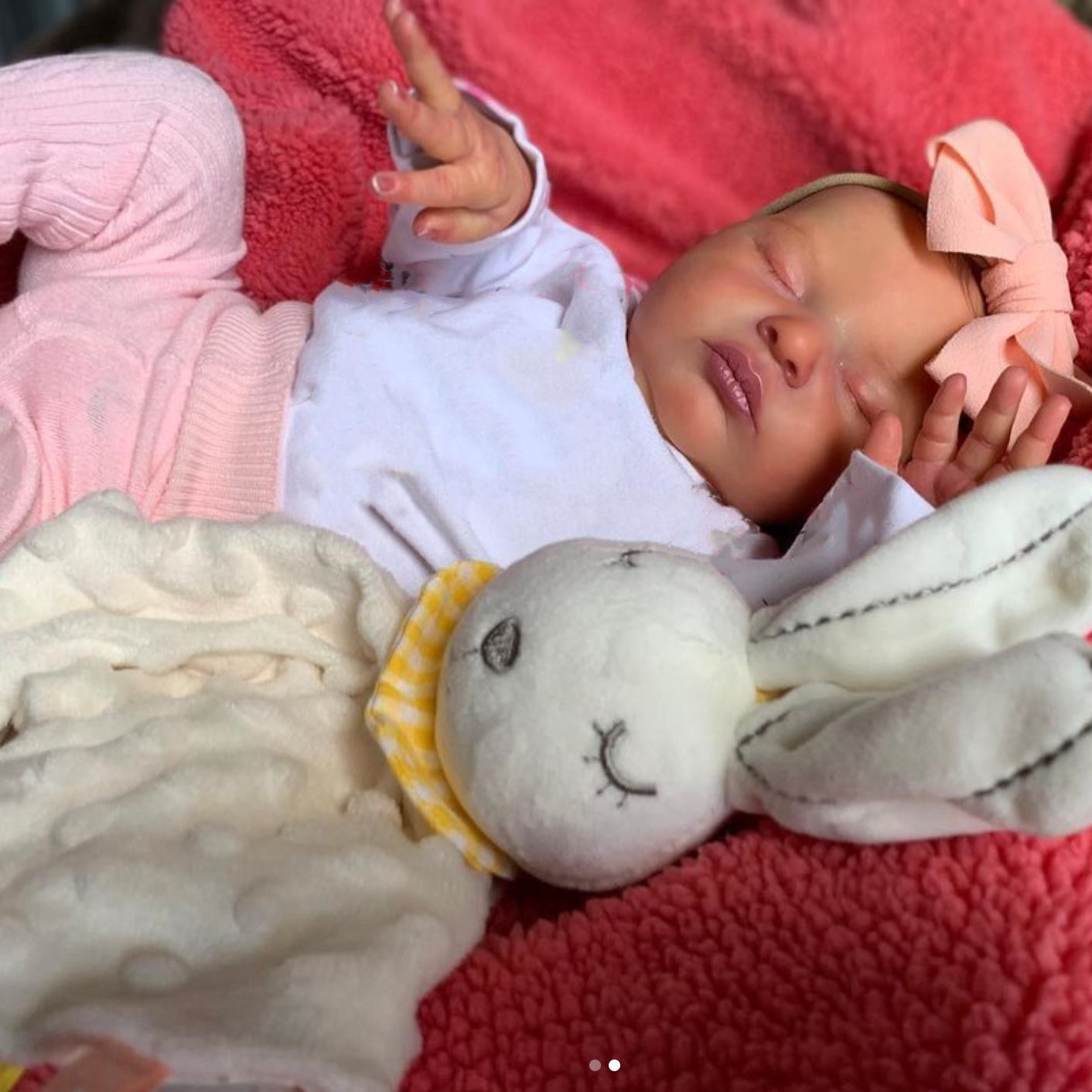 48 cm de simulación hecha a mano muñeca encantadora Laura 3D piel vena filamento de sangre visible suministro de comercio electrónico transfronterizo