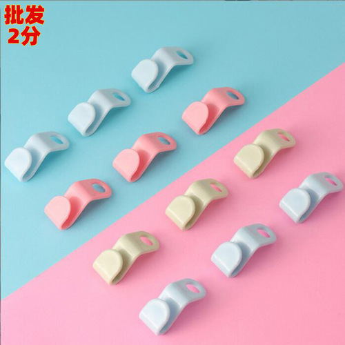 Wholesale hanger connector hooks home hanger clips reinforced plastic stackable hanger hooks