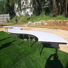 佛山厂家生产白色不锈钢S形桌 异形不锈钢桌 S形不锈钢桌