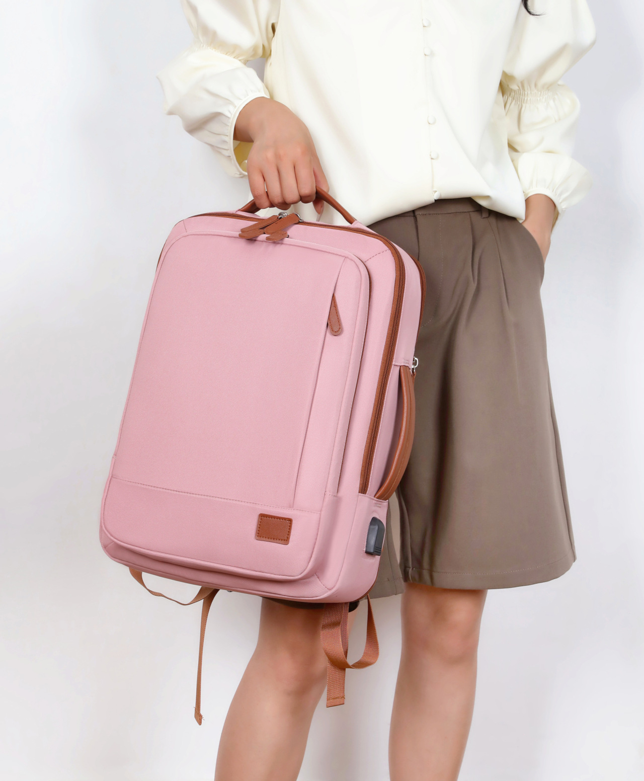 Empresas USB transfronterizas de gran capacidad mochila para hombres y mujeres, mochila de computadora de alta calidad, mochila de ocio multifuncional al por mayor