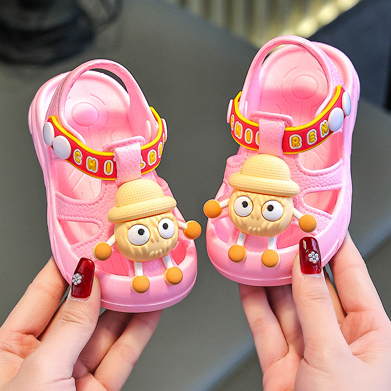 Sandálias para bebés para hombres 2025 nuevos bebés de 1 - 3 años, zapatos para niños suaves, bolsas antideslizantes, lindos bebés para usar fuera