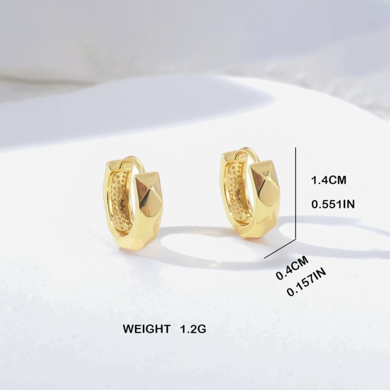 Labret piercing jewelry detail image
