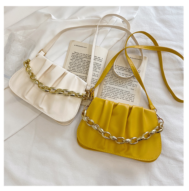 Korean One-shoulder Fold Messenger Square Small  Chain  Bag Wholesale Nihaojewelry display picture 2