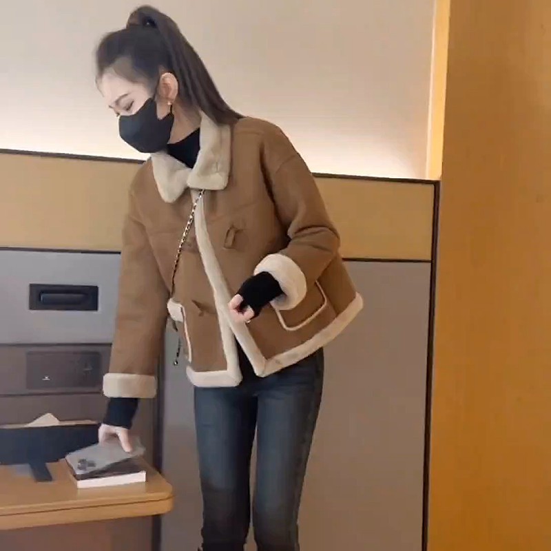 Thickened fur one-piece motorcycle coat women's autumn and winter new popular Korean version of loose casual warm lamb wool top