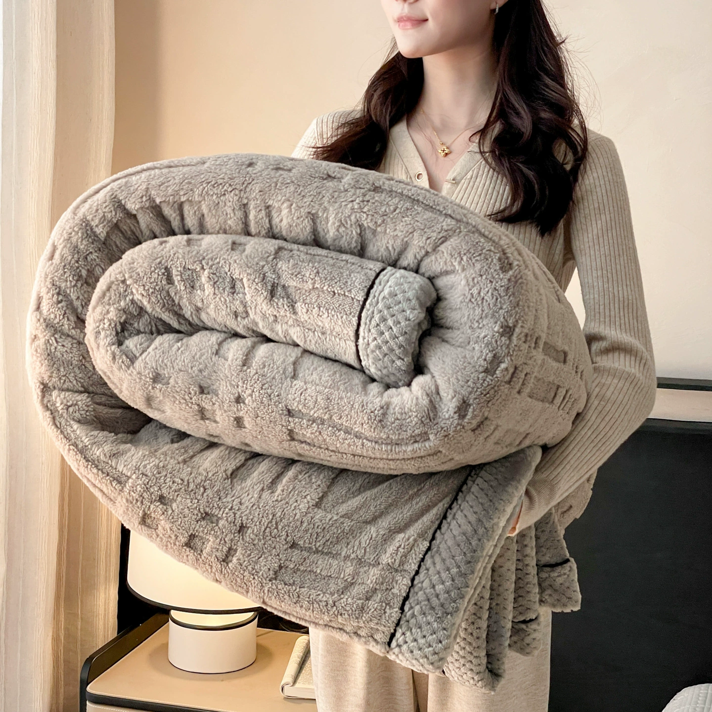 Одеяло-подушка Keep-Warm, утолщённая двухслойная флисовая ткань, различные размеры и цвета