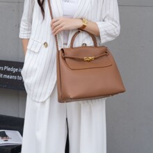 ��ƤŮ���^��ţƤ�����μ�Ůʿ�����2025�¿�������߼��д����