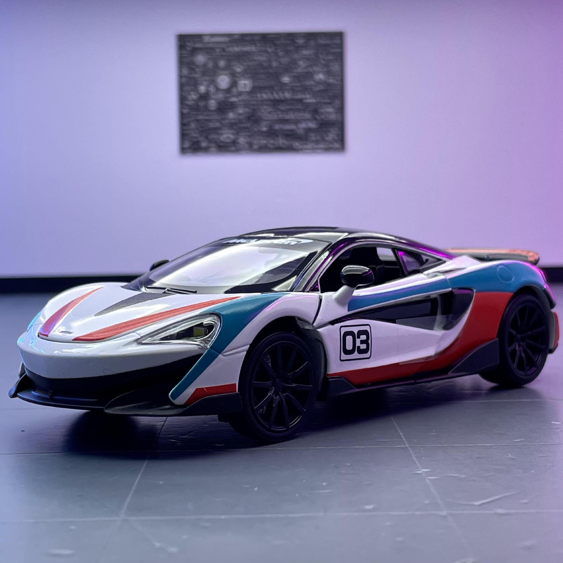 Ma Keyao modelo de coche de aleación 1 a 32 McLaren 600LT coche de carreras de retorno sonido y luz modelo juguetes al por mayor accesorios