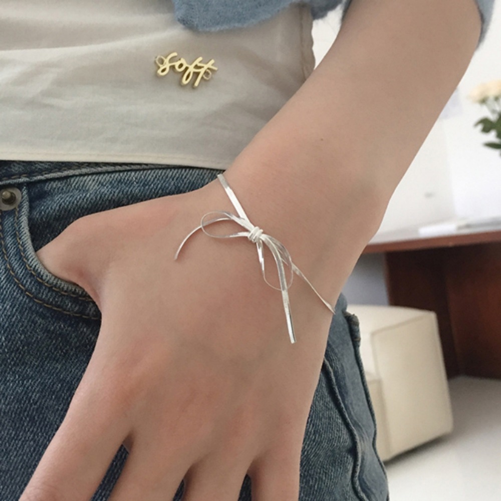 925 Sterling Silver Korean Style Bow Knot Bracelet Women's Niche High-end Light Luxury Simple All-match Snake Bone Chain Bracelet New Product
