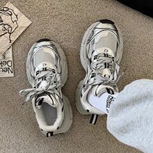 2025�����¿��ϵ�Ь��ins���n��ٴ������\��Ь�߼���С����HЬ