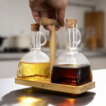 ���яN���{���ռ{�͉�Һ�w�{��ƿ������ľ����ƿ���b������ʹ�ƿ