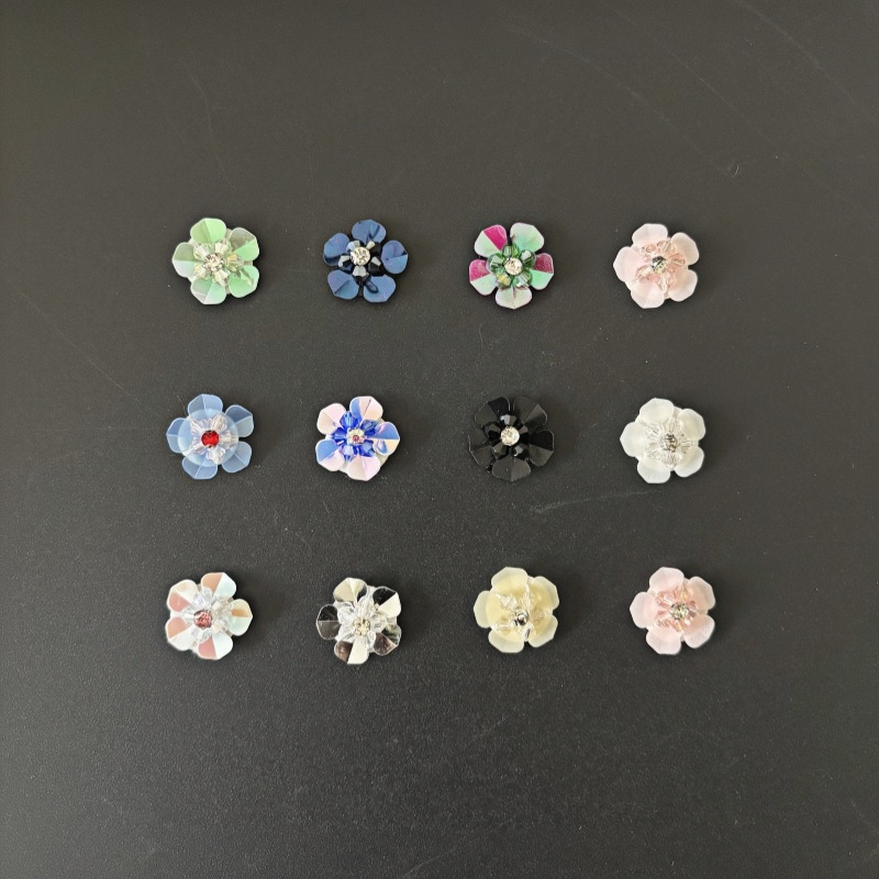 新款项链穿珠花朵辅料装饰花鞋帽花亮片小花DIY饰品服装辅料