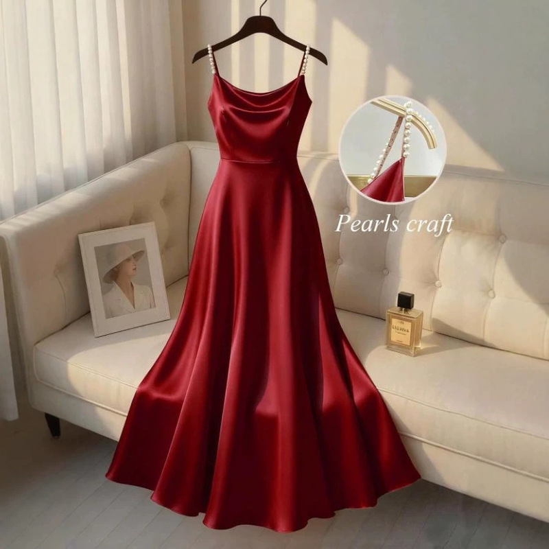 2026 New Style Green Satin Strapless Evening Dress with Pearl Shoulder Straps, High-End Bridesmaid Dress for Annual Party Host 2026 New Style Green Satin Strapless Evening Dress with Pearl Shoulder Straps, High-End Bridesmaid Dress for Annual Party Host