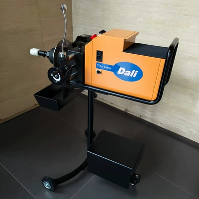 Əyləc diski təmiri Speed-Adjustable Multifunctional Car Disc Machine
