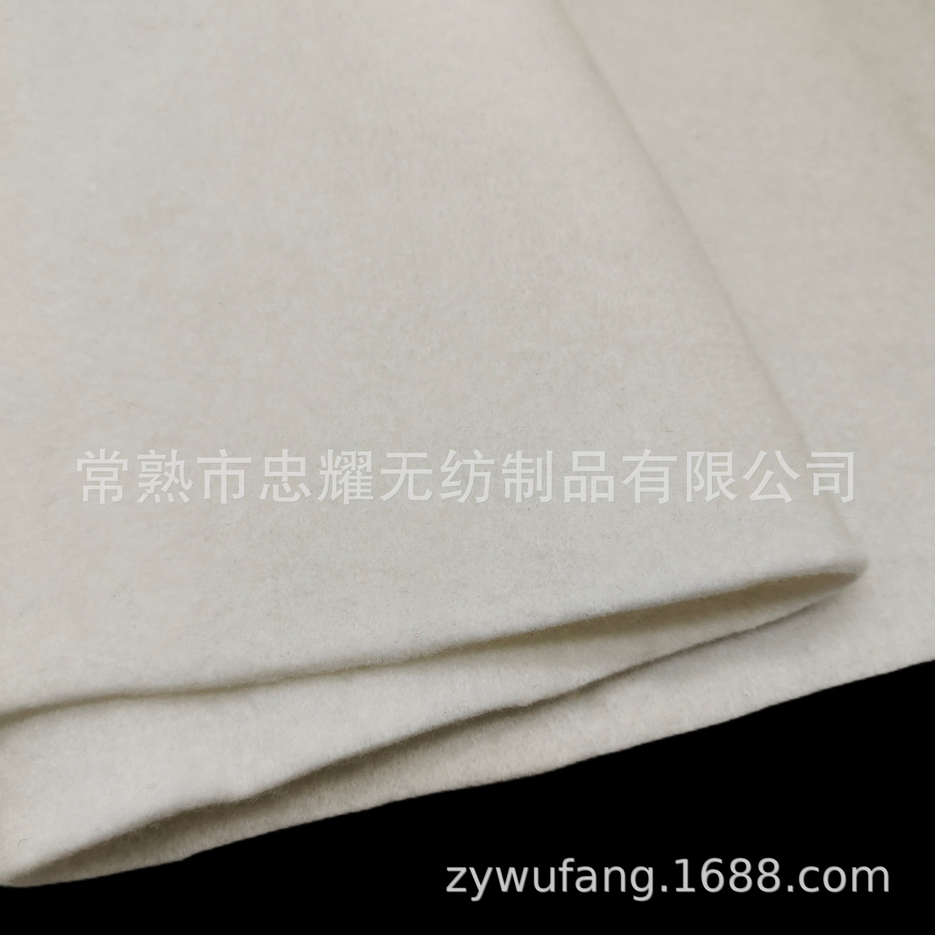 厂家批发白色针刺无纺布涤纶黏胶无纺布化妆棉吸水保水棉