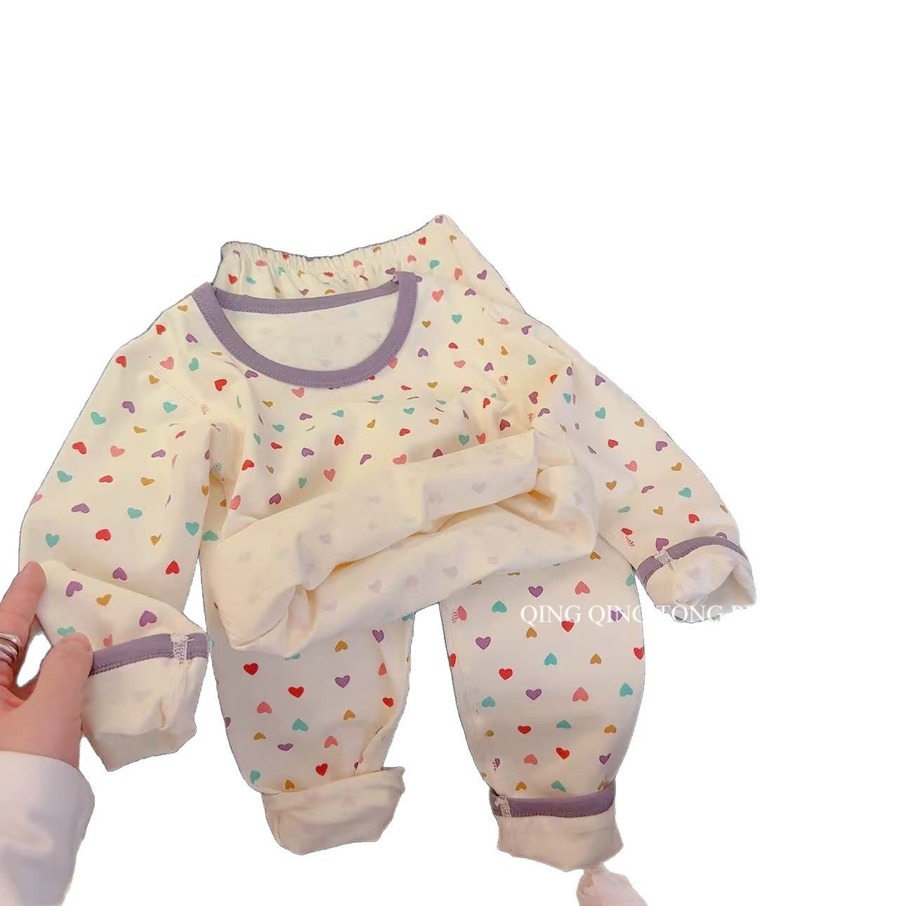 Su bebé Lycra para niños, ropa de hogar coreana deshuesada y agradable para la piel, traje de pijama para niños y niñas de primavera 2025