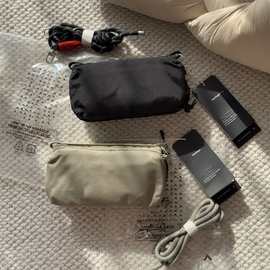 Topo水瓶斜挎包包女单肩水壶包小众户外通勤百搭轻便运动简约防水