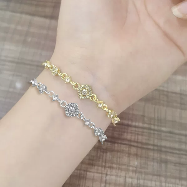 Explosive Zircon Rhombus Flower Bracelet New Niche Light Luxury Exquisite Bracelet Elegant High-End Versatile Bracelet for Women