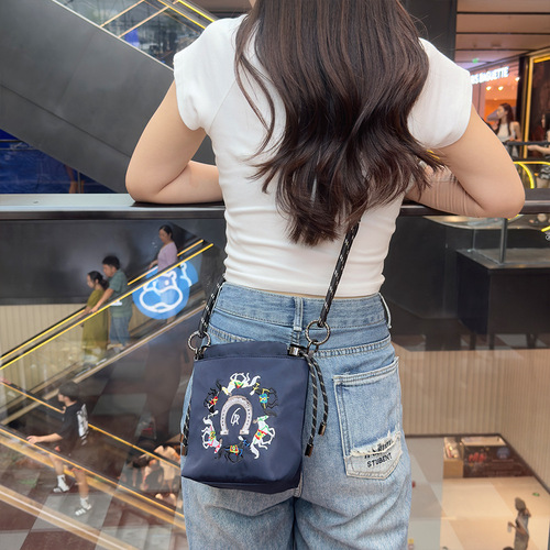 2024 New Japanese Embroidered Crossbody Bag Cartoon Bag Cute Women's Versatile Portable Fashion Crossbody Top Handle Bag for Women