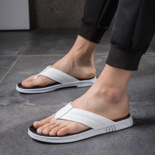���R�d8205��Ь������Ь�Aֺ��ƤţƤ���ļ��r�Л���Ь�����\��ɳ