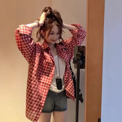 Japanese retro red checkered design women's early autumn relaxed casual sun protection shirt jacket