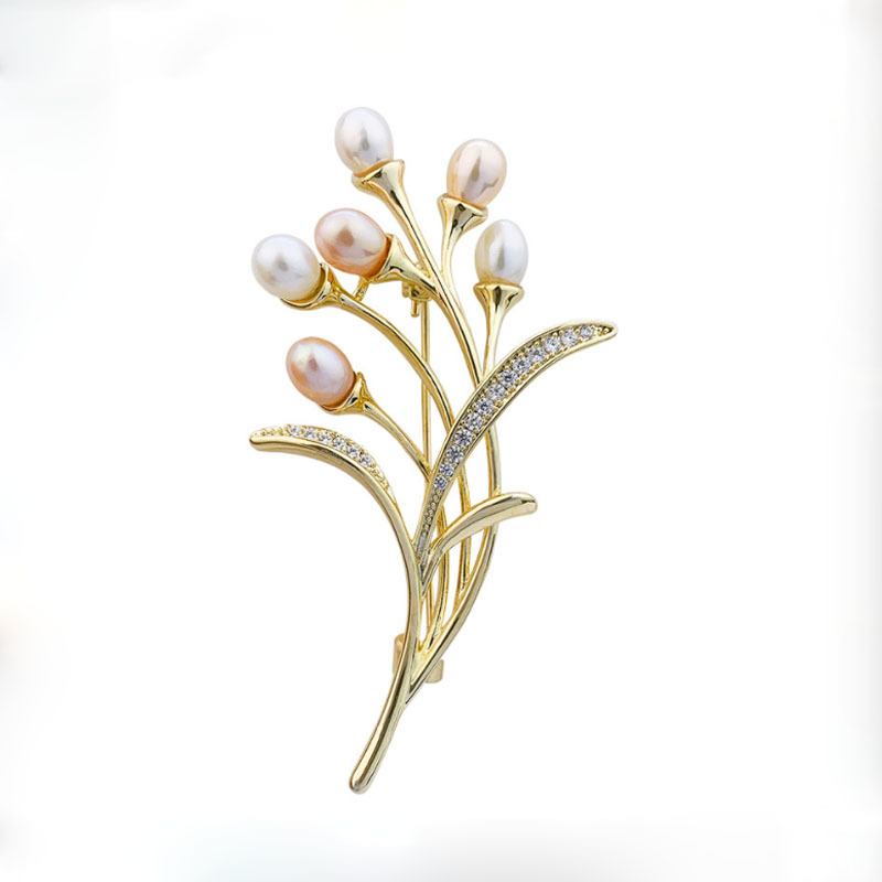Tarweaarm broche met zoetwaterparel voor dames elegant_voghion.com