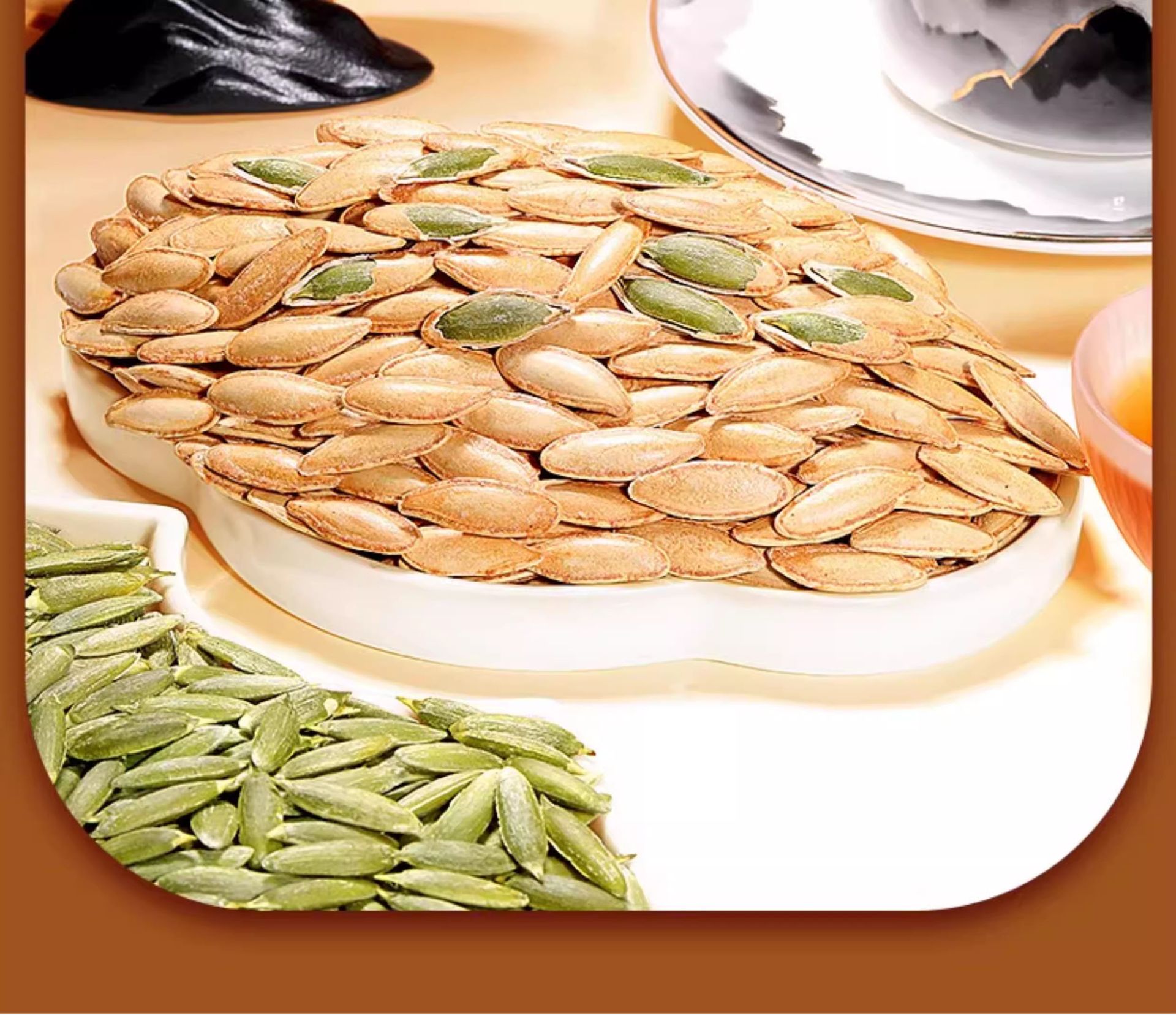 Xinjiang Beauty Melon Pumpkin Seeds Original Flavor Large Long Grain Hand Shelled Snack 500g 3 Cans specifications