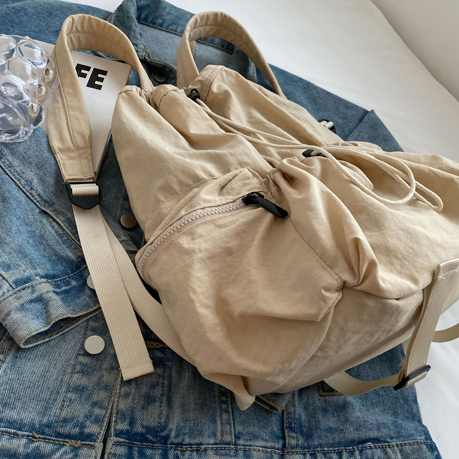 Mochila casual para mujer, bolsillo con cordón, mochila de viaje deportiva ligera para mujer, mochila escolar para estudiantes universitarios para niños al por mayor