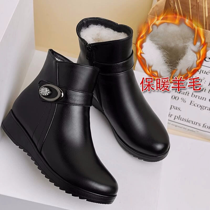 Ботинки Martens зимние универсальные утепленные с молнией для мамы — тёплая обувь, чёрный 35–41