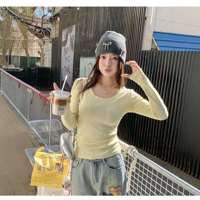 Early Spring Round Neck Long-Sleeve Base Shirt, U-Neck Slim-Fit Slimming Women's Solid Color Versatile Knit Top, Simple Style Top Early Spring Round Neck Long-Sleeve Base Shirt, U-Neck Slim-Fit Slimming Women's Solid Color Versatile Knit Top, Simple Style Top